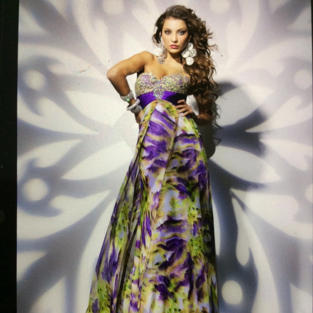 TONY BOWLS PARIS PURPLE PRINT PROM PAGEANT FORMAL GOWN DRESS SZ 4 NEW WITH TAGS